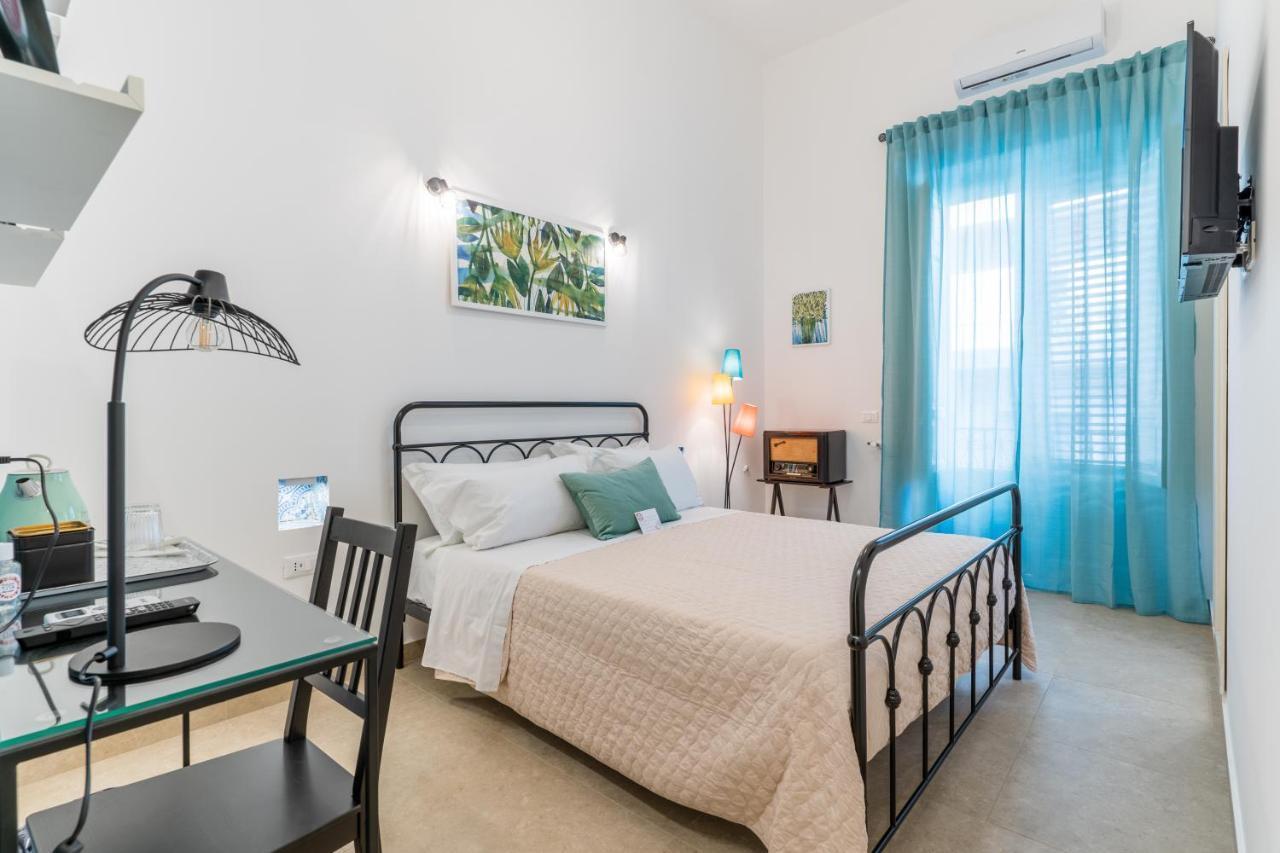 باليرمو Mama Tita Rooms And Breakfast المظهر الخارجي الصورة